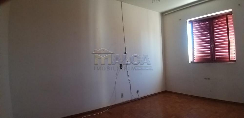 Comprar Casas / Padrão em São José do Rio Pardo apenas R$ 300.000,00 - Foto 5 Comprar Casas / Padrão em São José do Rio Pardo apenas R$ 300.000,00 - Foto 5