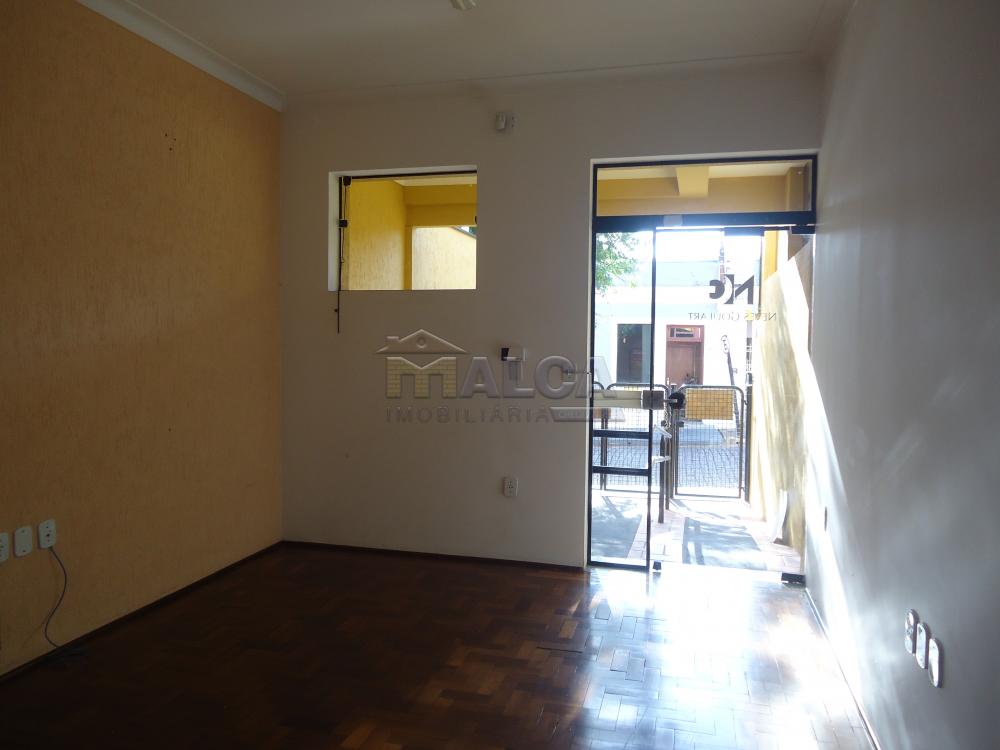 Alugar Casas / Padrão em São José do Rio Pardo R$ 1.700,00 - Foto 4 Alugar Casas / Padrão em São José do Rio Pardo R$ 1.700,00 - Foto 4