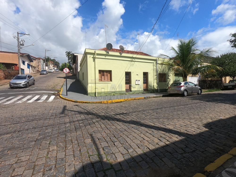 Comprar Casas / Geminada em São José do Rio Pardo R$ 400.000,00 - Foto 1