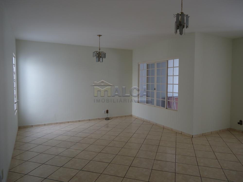 Alugar Casas / Padrão em São José do Rio Pardo R$ 1.300,00 - Foto 8 Alugar Casas / Padrão em São José do Rio Pardo R$ 1.300,00 - Foto 8