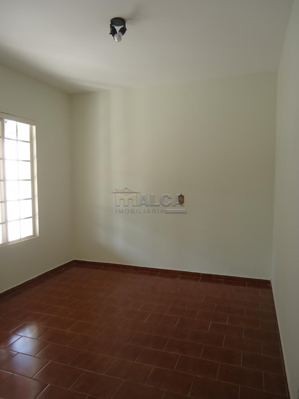 Alugar Casas / Padrão em São José do Rio Pardo R$ 1.300,00 - Foto 11 Alugar Casas / Padrão em São José do Rio Pardo R$ 1.300,00 - Foto 11