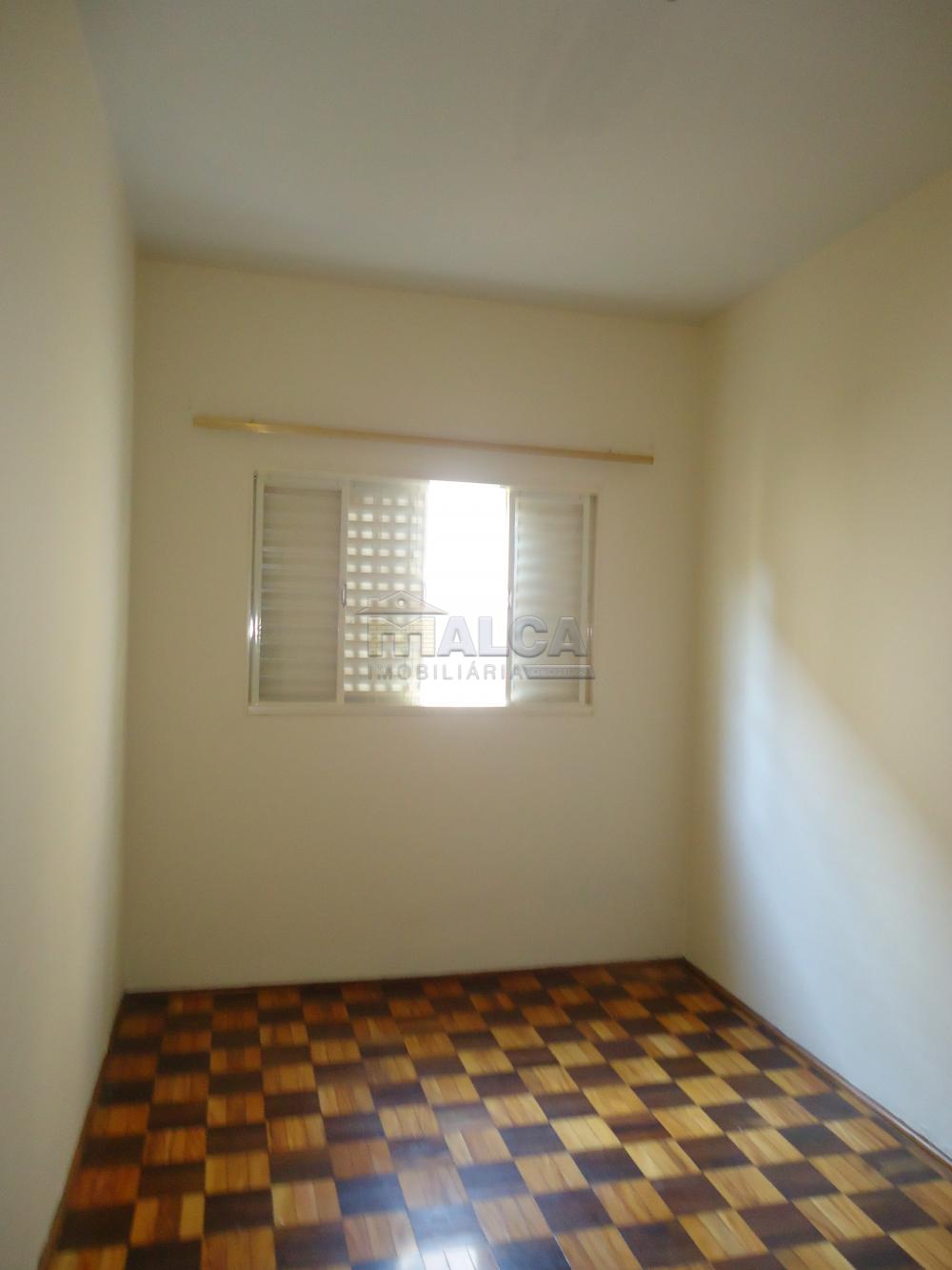 Alugar Casas / Padrão em São José do Rio Pardo R$ 1.500,00 - Foto 14