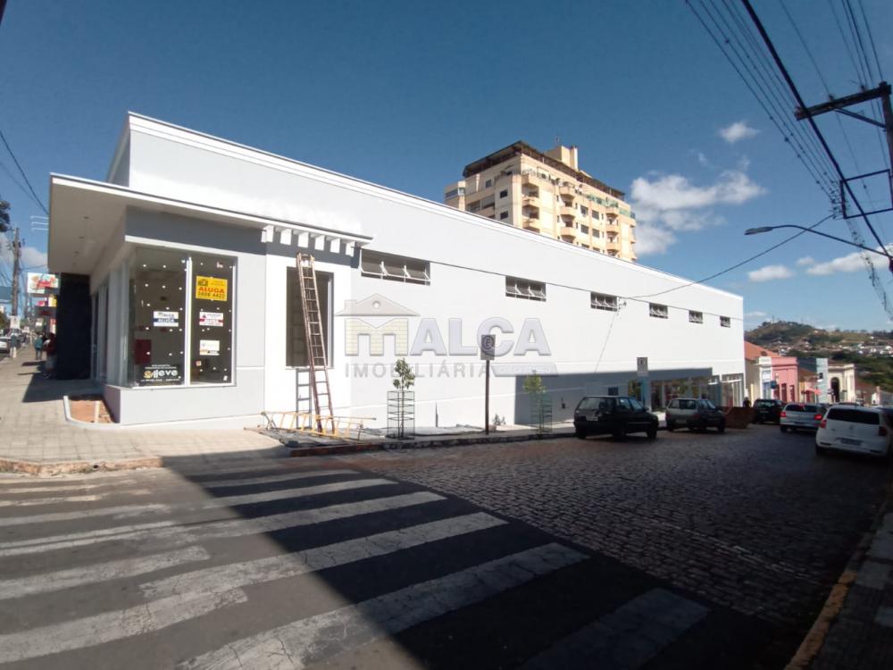 Alugar Comerciais / Salões em São José do Rio Pardo R$ 17.000,00 - Foto 2