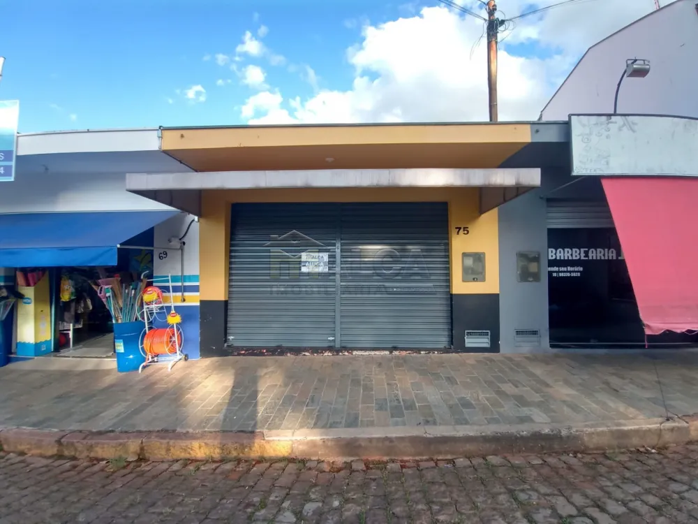 Alugar Comerciais / Salões em São José do Rio Pardo R$ 1.100,00 - Foto 1