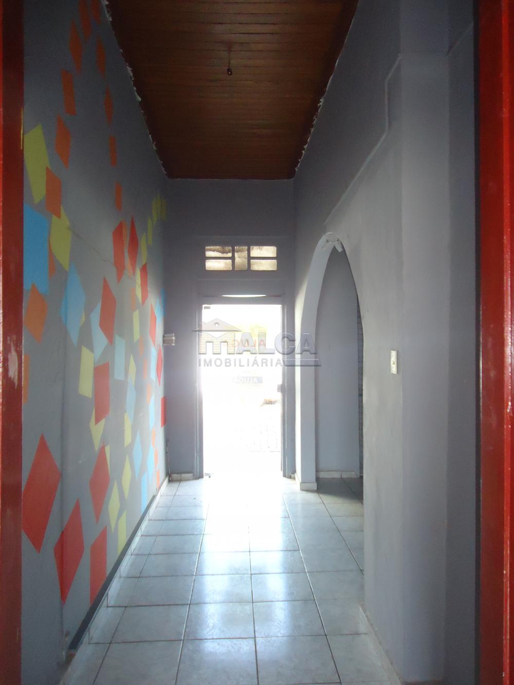 Alugar Casas / Padrão em São José do Rio Pardo R$ 1.550,00 - Foto 6