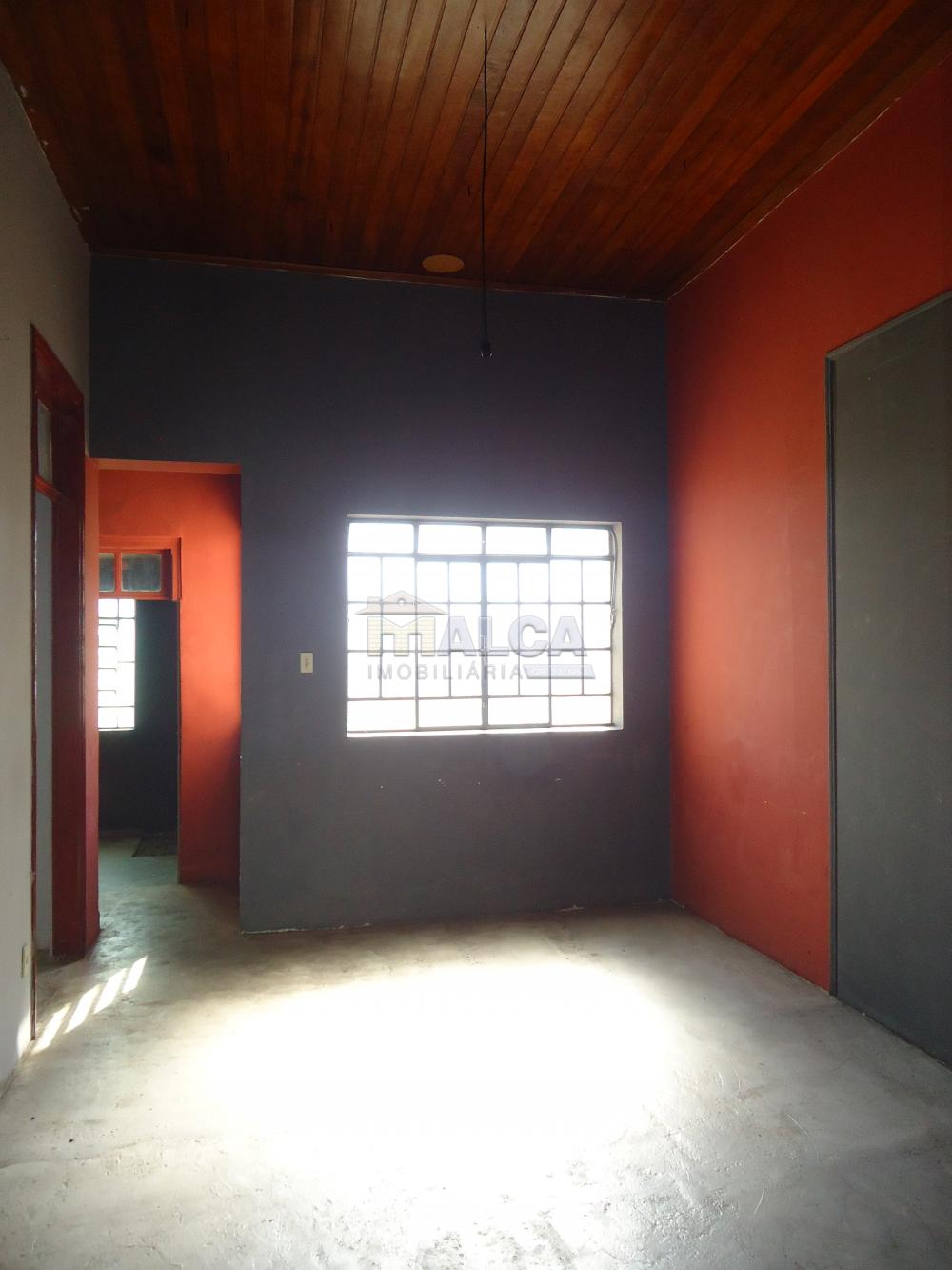 Alugar Casas / Padrão em São José do Rio Pardo R$ 1.550,00 - Foto 8