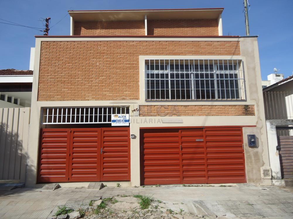 Alugar Casas / Padrão em São José do Rio Pardo R$ 1.600,00 - Foto 1