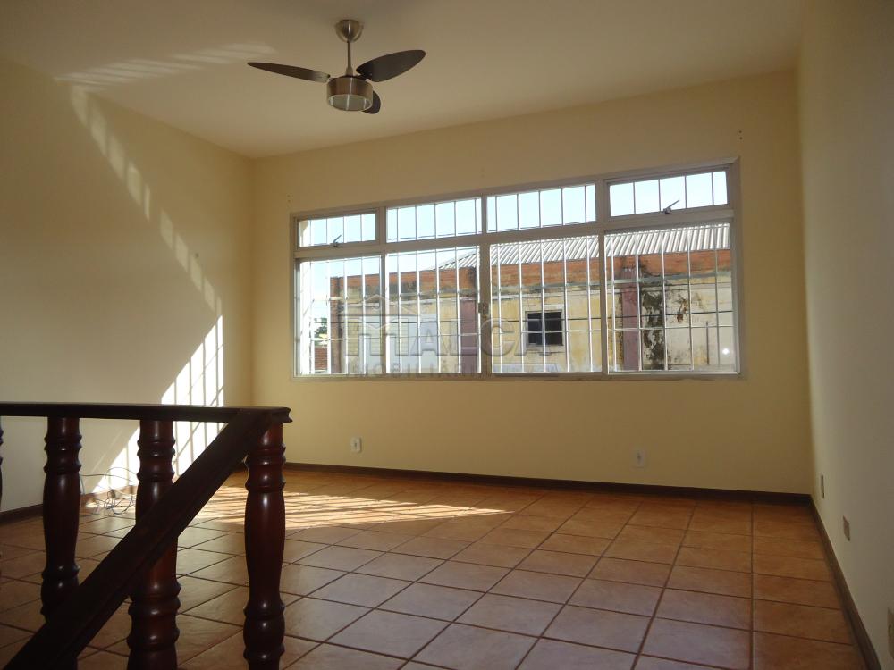 Alugar Casas / Padrão em São José do Rio Pardo R$ 1.600,00 - Foto 12