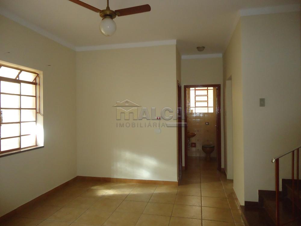 Alugar Casas / Padrão em São José do Rio Pardo R$ 1.600,00 - Foto 17