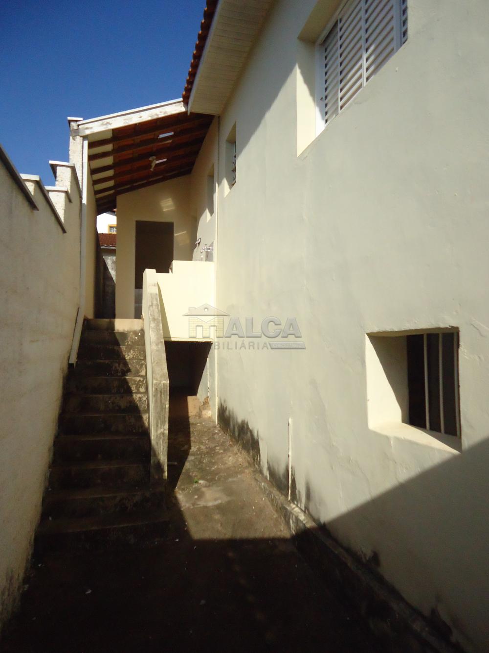Alugar Casas / Padrão em São José do Rio Pardo R$ 1.670,00 - Foto 32