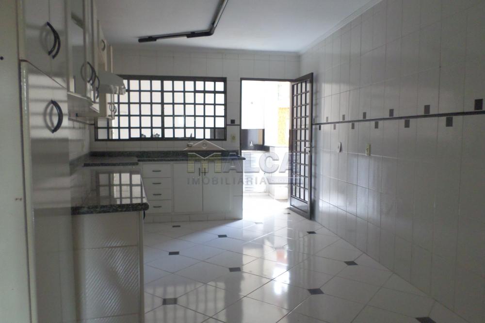 Alugar Casas / Padrão em São José do Rio Pardo R$ 2.000,00 - Foto 17 Alugar Casas / Padrão em São José do Rio Pardo R$ 2.000,00 - Foto 17