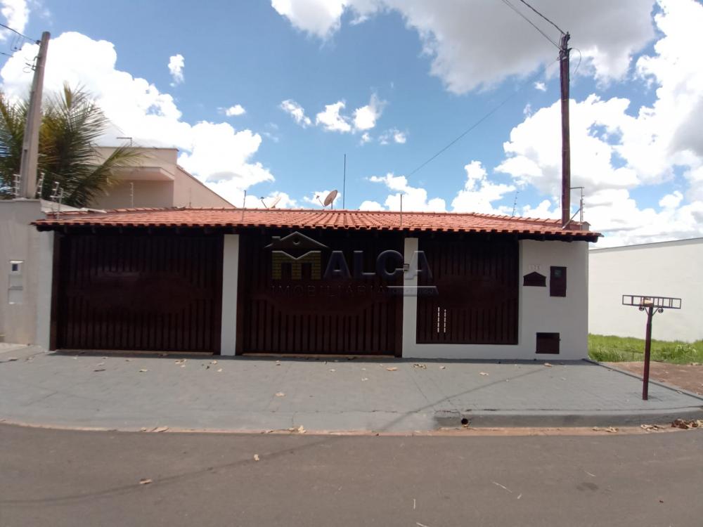 Alugar Casas / Padrão em São José do Rio Pardo R$ 1.650,00 - Foto 1