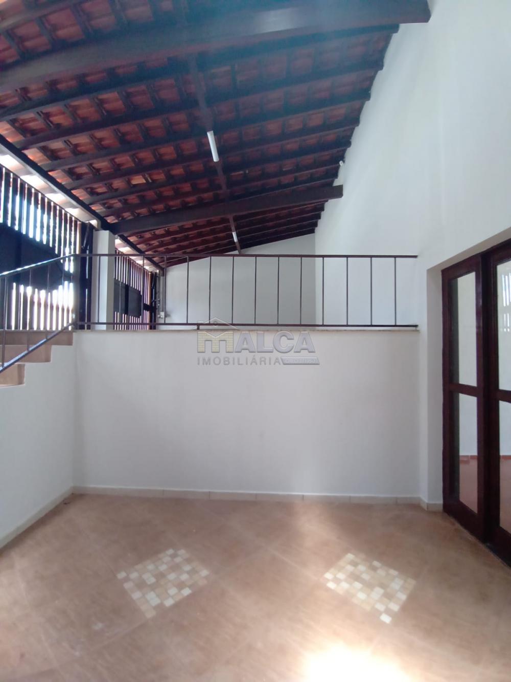 Alugar Casas / Padrão em São José do Rio Pardo R$ 1.650,00 - Foto 9