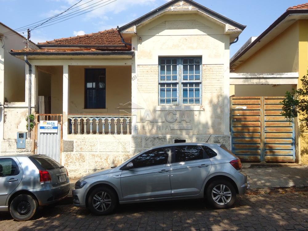 Comprar Casas / Padrão em São José do Rio Pardo R$ 318.000,00 - Foto 1