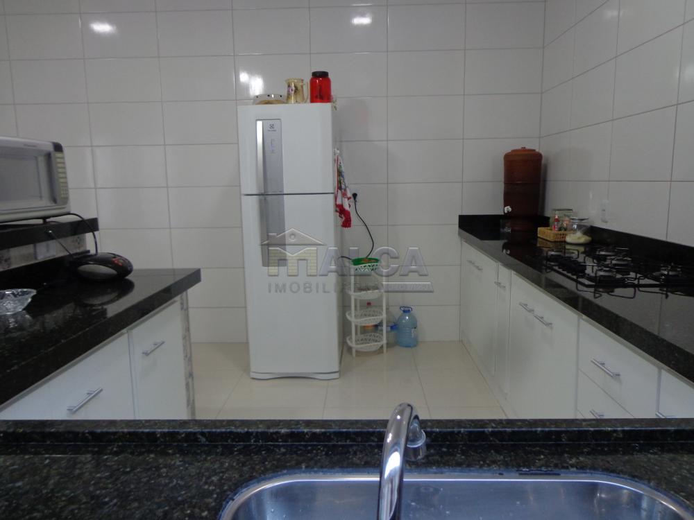 Comprar Casas / Padrão em São José do Rio Pardo R$ 405.000,00 - Foto 12