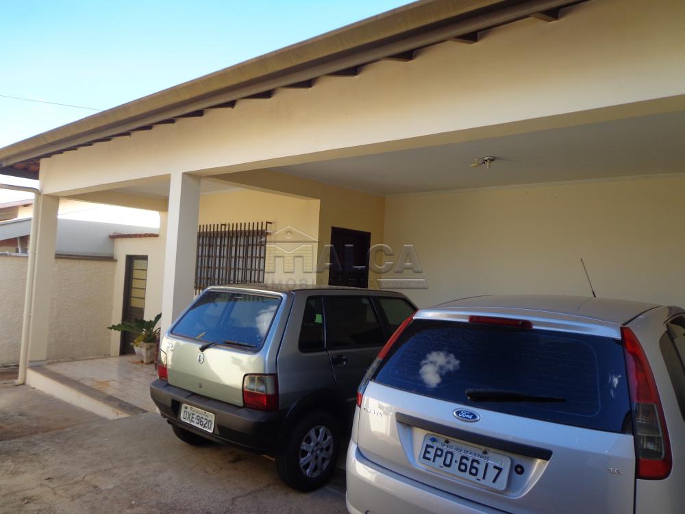Comprar Casas / Padrão em São José do Rio Pardo R$ 420.000,00 - Foto 4