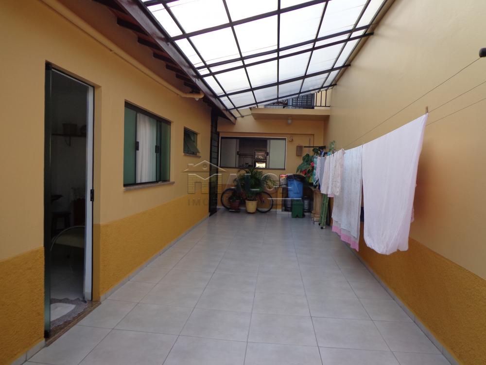 Comprar Casas / Padrão em São José do Rio Pardo R$ 424.000,00 - Foto 2