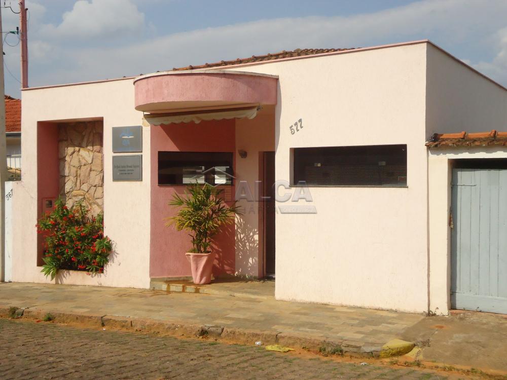 Alugar Comerciais / Salas em São José do Rio Pardo R$ 780,00 - Foto 1