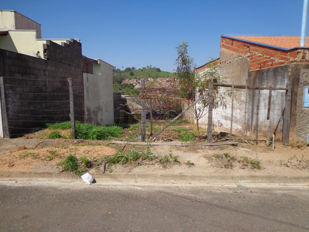 Comprar Terrenos / Padrão em São José do Rio Pardo R$ 110.000,00 - Foto 3