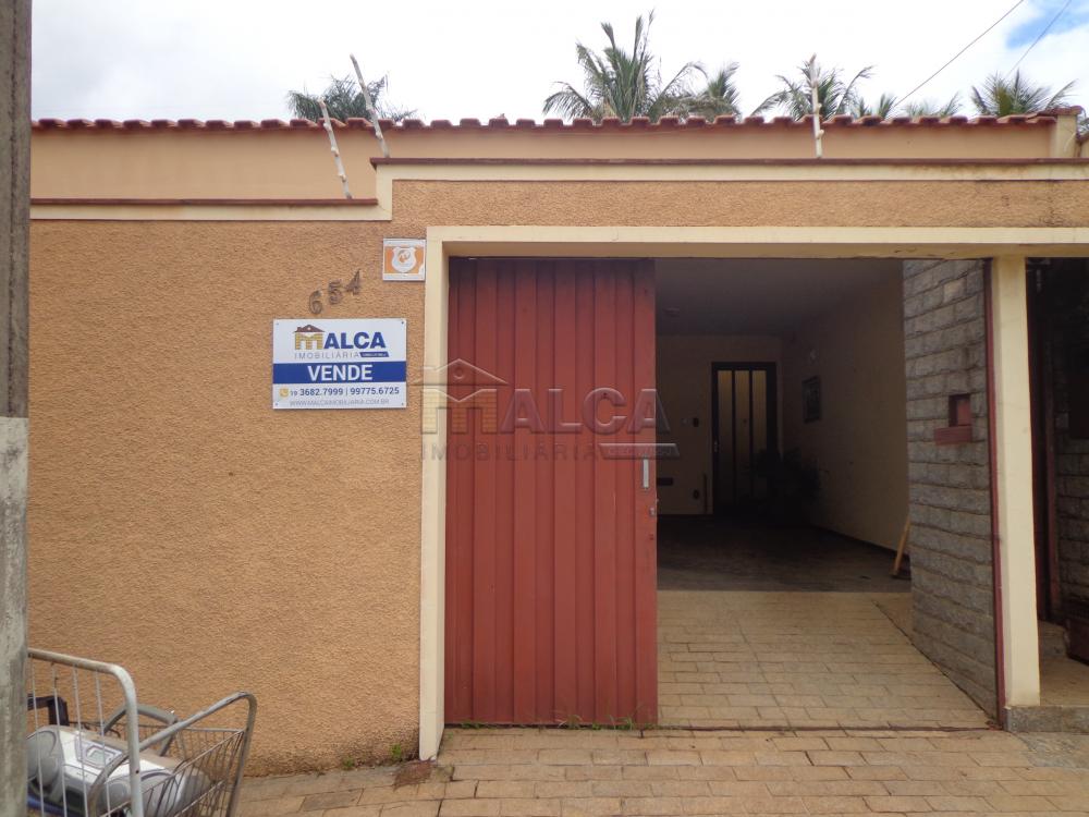 Comprar Casas / Padrão em São José do Rio Pardo R$ 450.000,00 - Foto 2