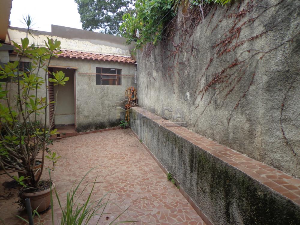 Comprar Casas / Padrão em São José do Rio Pardo R$ 450.000,00 - Foto 28