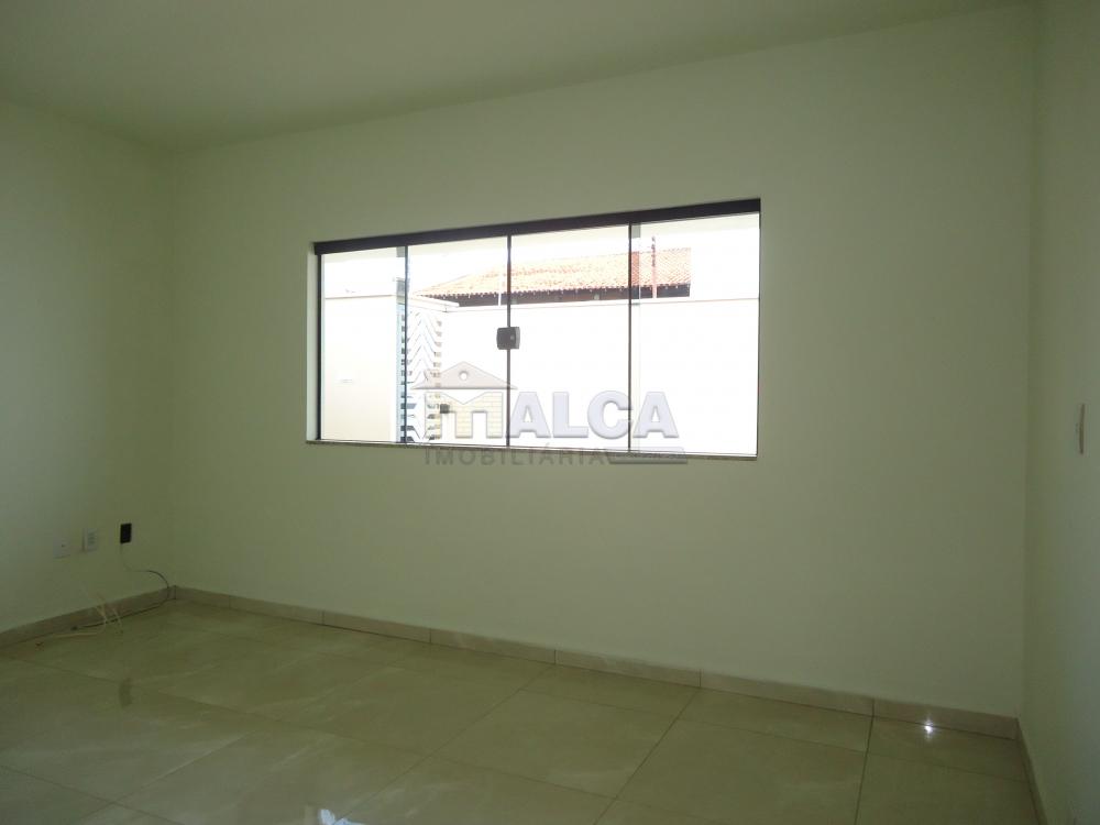 Alugar Casas / Padrão em São José do Rio Pardo R$ 2.250,00 - Foto 14