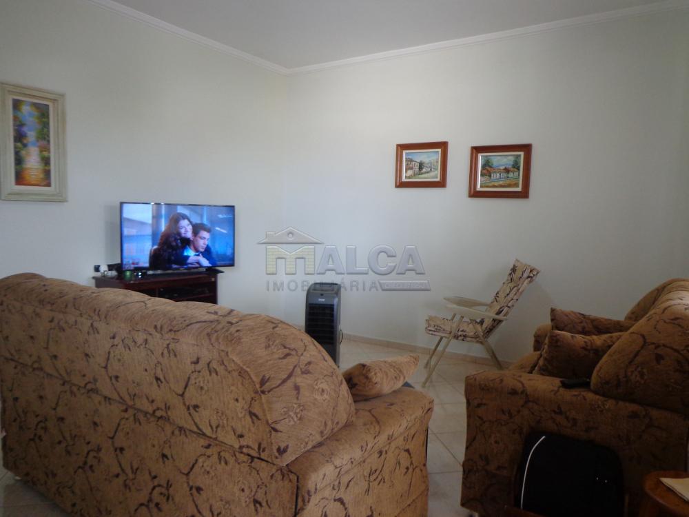 Alugar Casas / Padrão em São José do Rio Pardo R$ 1.500,00 - Foto 5