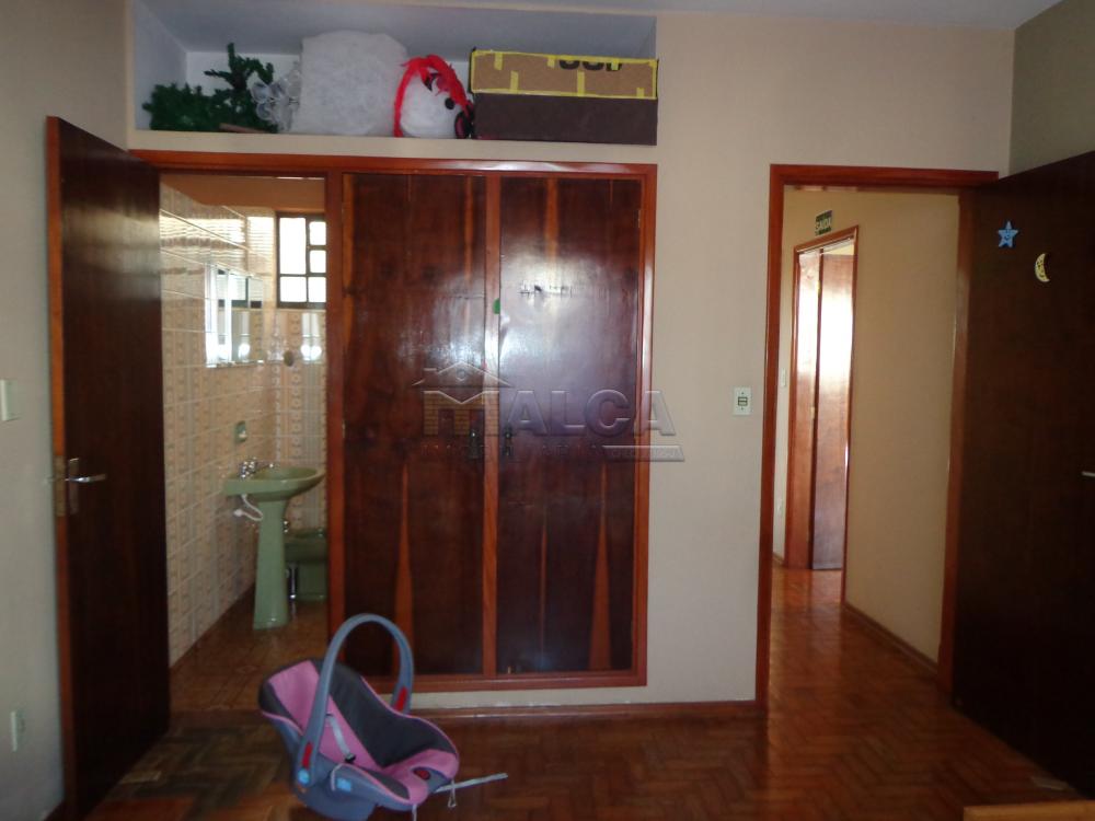 Comprar Casas / Padrão em São José do Rio Pardo R$ 424.000,00 - Foto 7