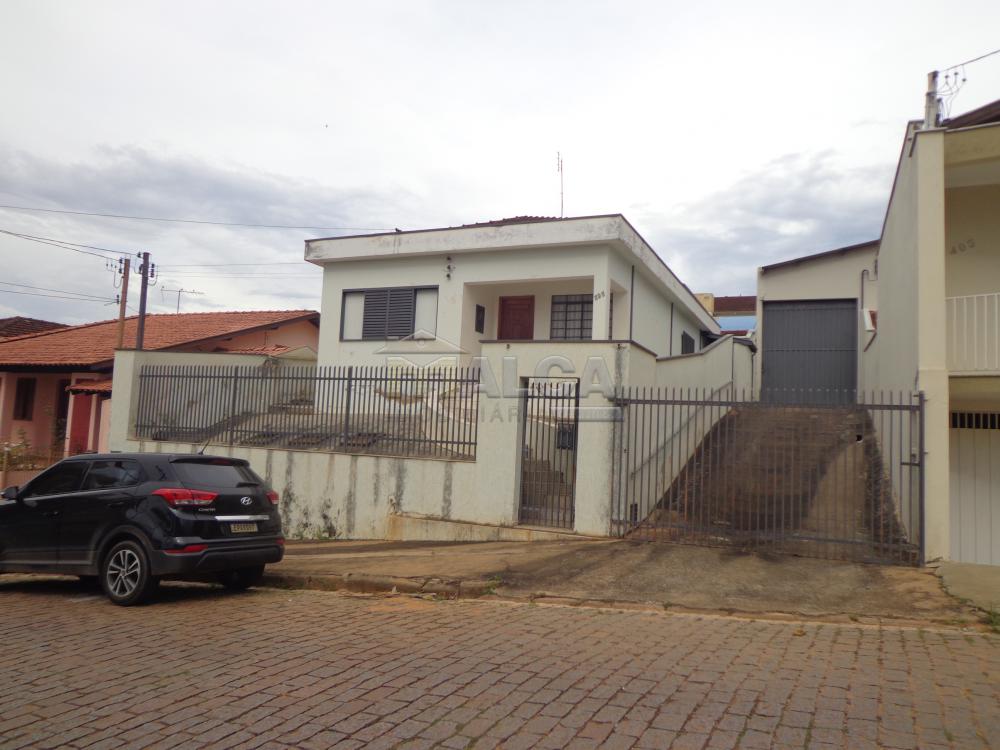 Comprar Casas / Padrão em São José do Rio Pardo R$ 700.000,00 - Foto 1