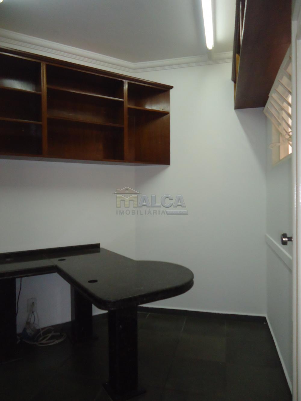 Alugar Casas / Padrão em São José do Rio Pardo R$ 3.800,00 - Foto 44