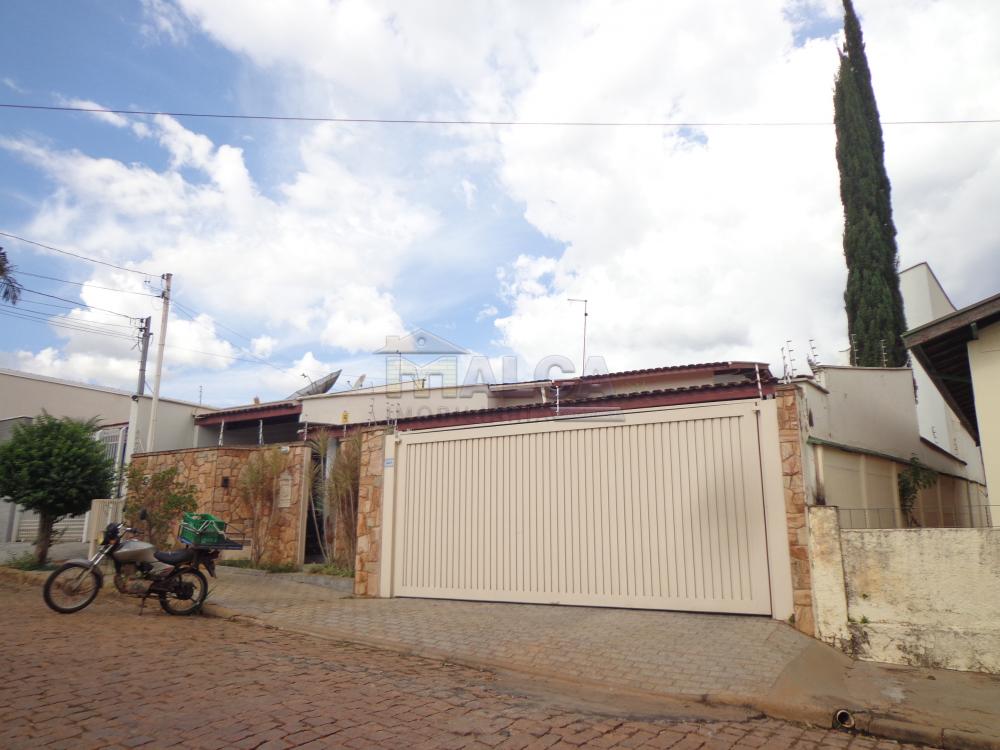 Comprar Casas / Padrão em São José do Rio Pardo R$ 900.000,00 - Foto 3