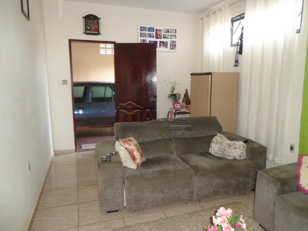 Comprar Casas / Padrão em São José do Rio Pardo R$ 420.000,00 - Foto 3