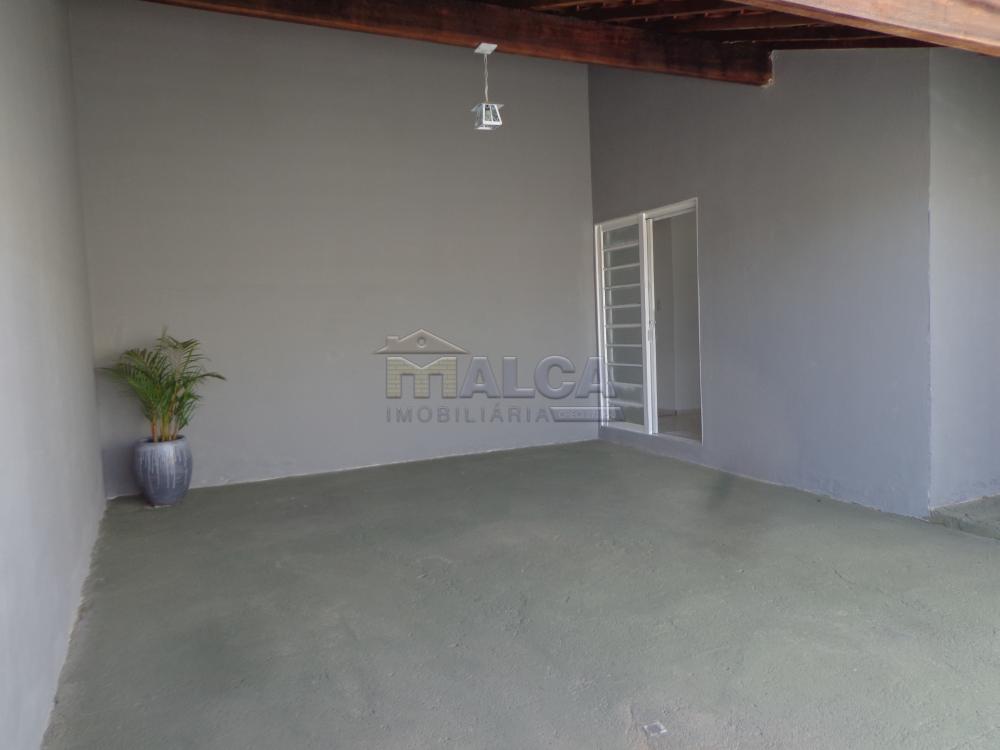 Alugar Casas / Padrão em São José do Rio Pardo R$ 1.000,00 - Foto 2