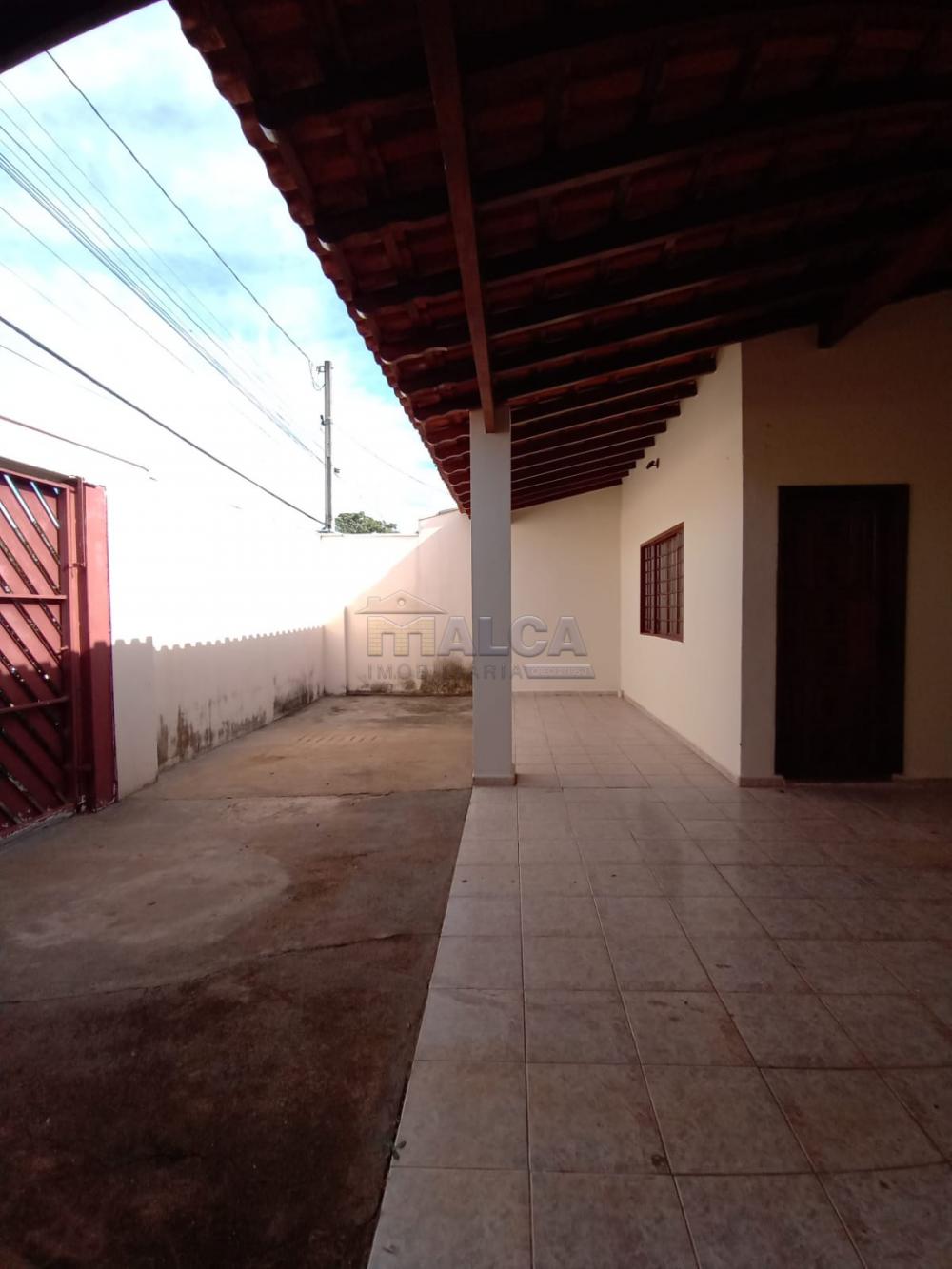 Alugar Casas / Padrão em São José do Rio Pardo R$ 1.250,00 - Foto 4