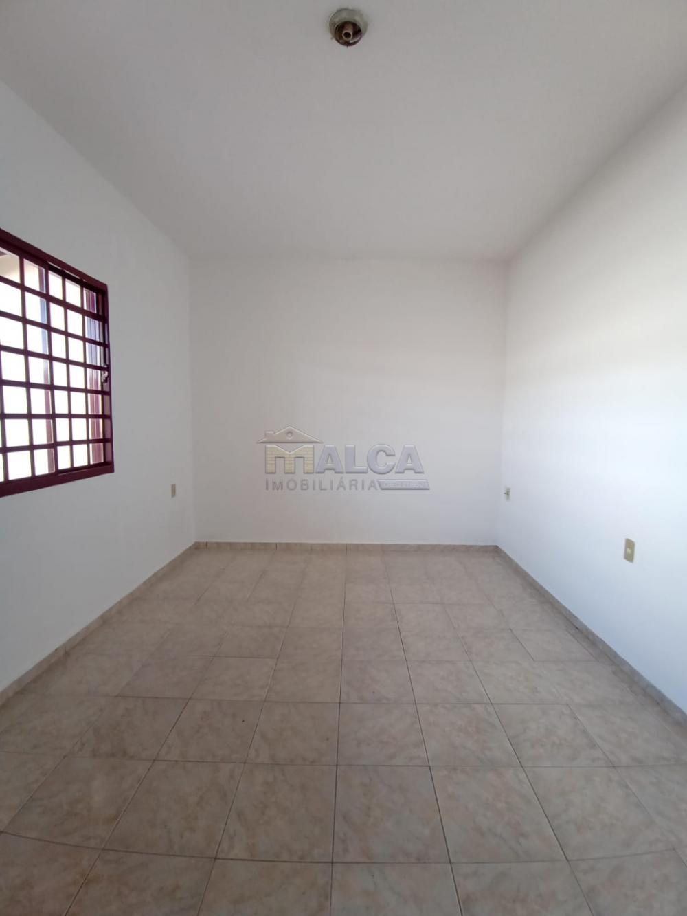 Alugar Casas / Padrão em São José do Rio Pardo R$ 1.250,00 - Foto 5