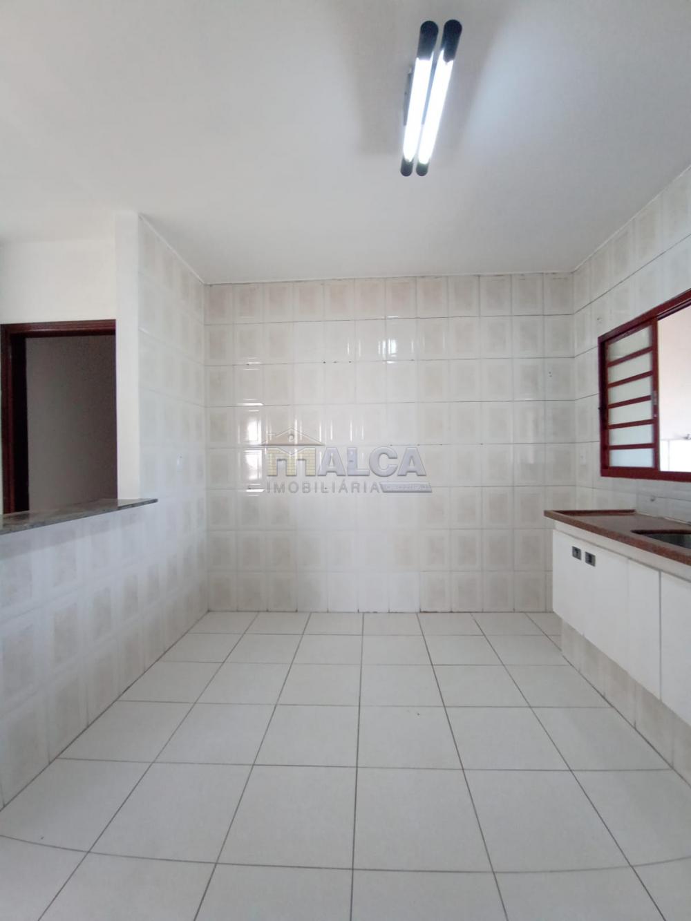 Alugar Casas / Padrão em São José do Rio Pardo R$ 1.250,00 - Foto 21