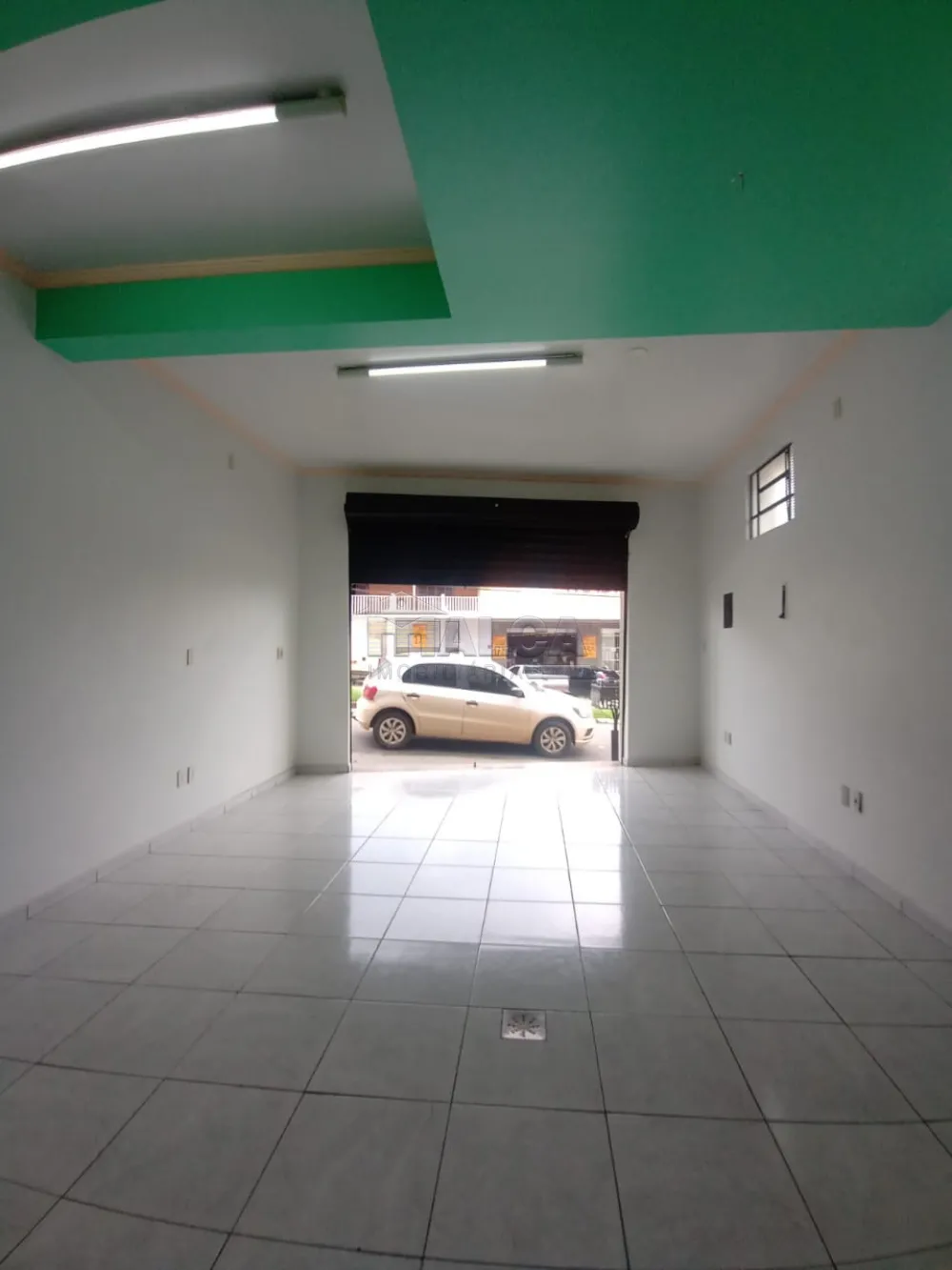 Alugar Comerciais / Salões em São José do Rio Pardo R$ 1.300,00 - Foto 4