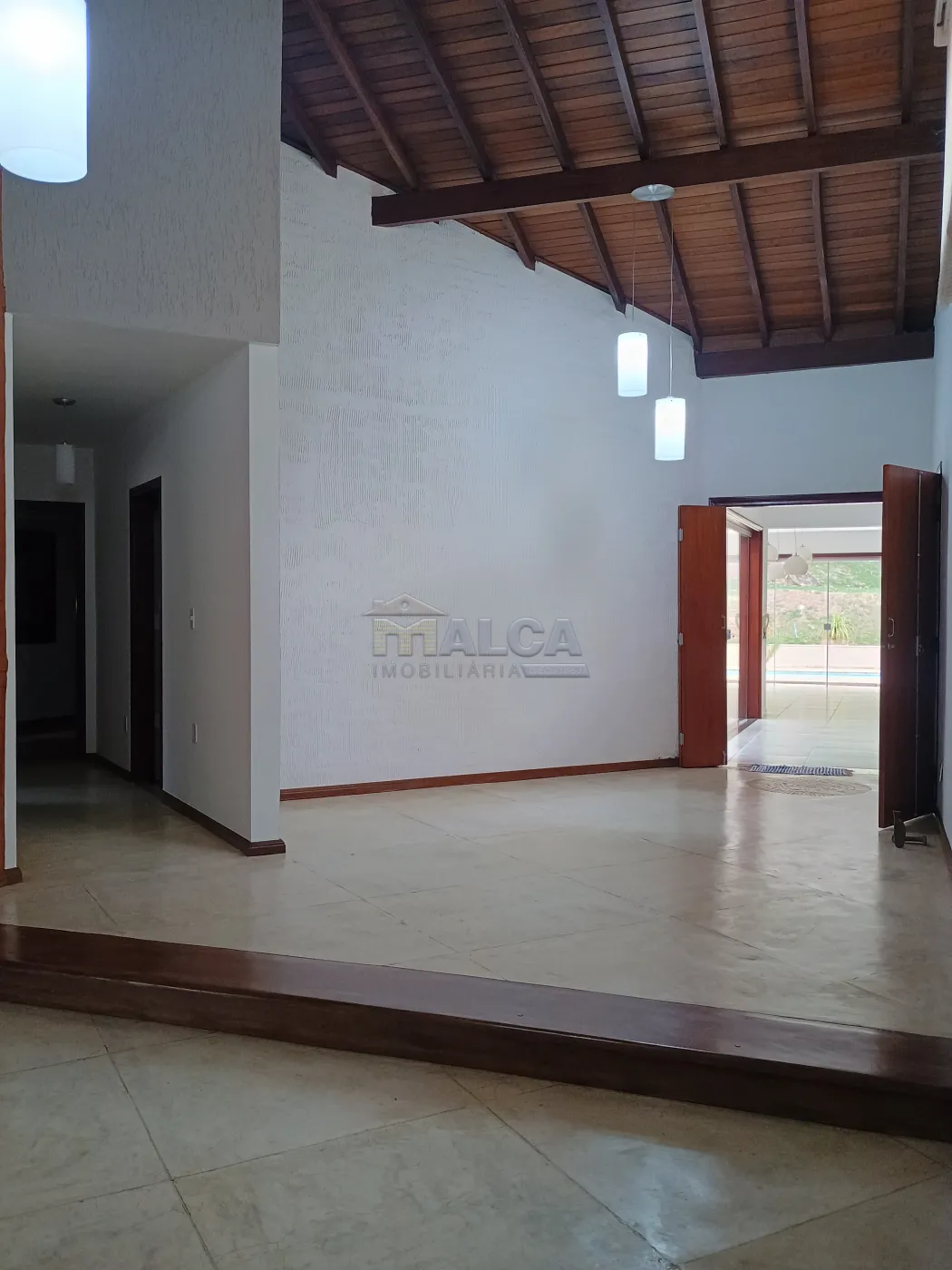 Sala 02 Ambientes Alugar Casas / Padrão em São José do Rio Pardo R$ 4.000,00 - Foto 8