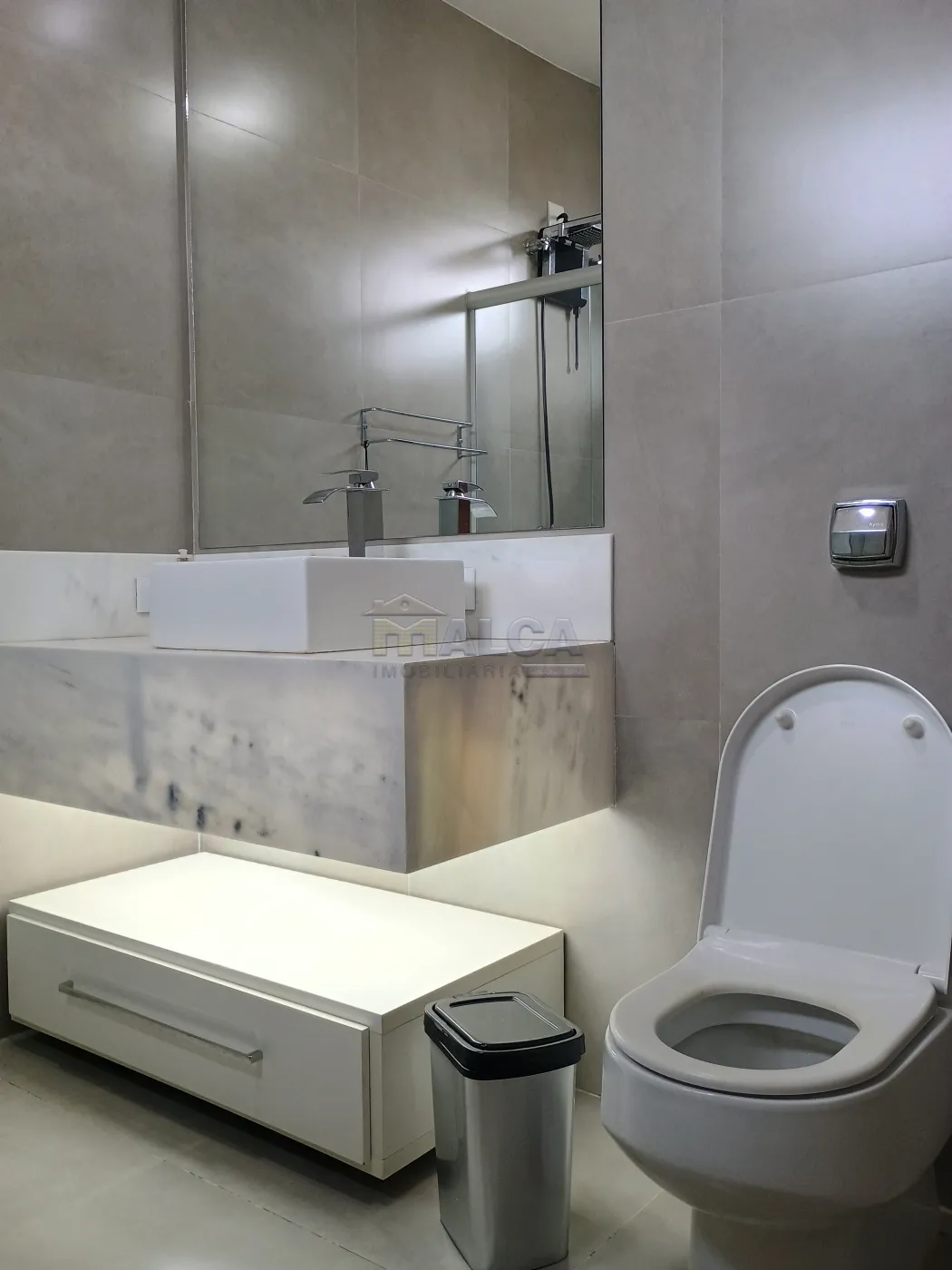 Banheiro Suíte 01 Alugar Casas / Padrão em São José do Rio Pardo R$ 4.000,00 - Foto 16