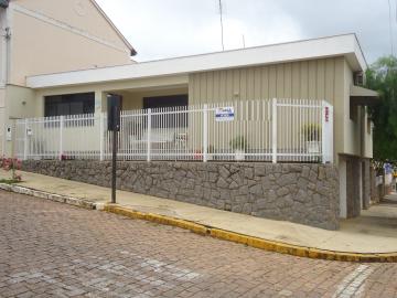 Alugar Casas / Padrão em São José do Rio Pardo. apenas R$ 1.200.000,00