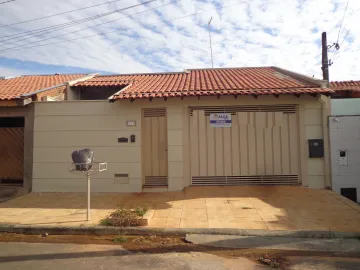 Alugar Casas / Padrão em São José do Rio Pardo. apenas R$ 350.000,00