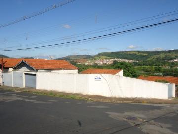 Casas / Padrão em São José do Rio Pardo/SP 