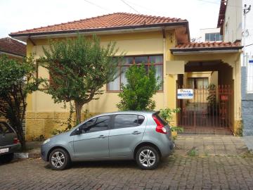 Alugar Casas / Padrão em São José do Rio Pardo. apenas R$ 475.000,00