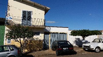 Alugar Casas / Padrão em São José do Rio Pardo. apenas R$ 580.000,00