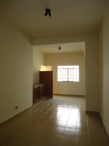 Alugar Casas / Padrão em São José do Rio Pardo R$ 2.000,00 - Foto 14 Alugar Casas / Padrão em São José do Rio Pardo R$ 2.000,00 - Foto 14