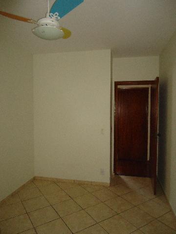 Alugar Casas / Padrão em São José do Rio Pardo R$ 1.300,00 - Foto 17 Alugar Casas / Padrão em São José do Rio Pardo R$ 1.300,00 - Foto 17