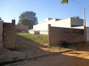 Alugar Terrenos / Padrão em São José do Rio Pardo. apenas R$ 210.000,00