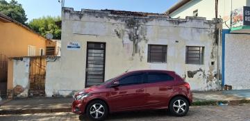 Alugar Casas / Padrão em São José do Rio Pardo. apenas R$ 350.000,00