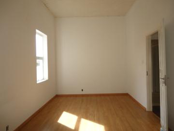 Alugar Casas / Padrão em São José do Rio Pardo R$ 1.700,00 - Foto 14 Alugar Casas / Padrão em São José do Rio Pardo R$ 1.700,00 - Foto 14