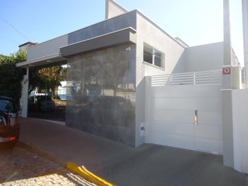 Alugar Comerciais / Salas em São José do Rio Pardo. apenas R$ 1.300,00